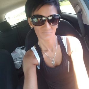 Meet your Posher, Carrie